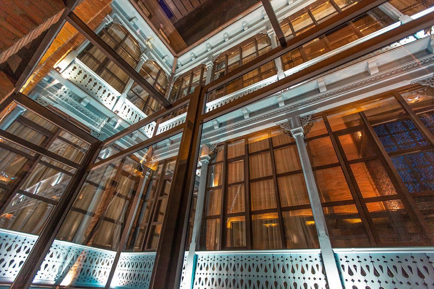 Royal Inn Tbilisi Bagian luar foto