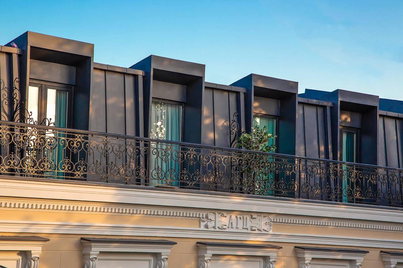 Royal Inn Tbilisi Bagian luar foto